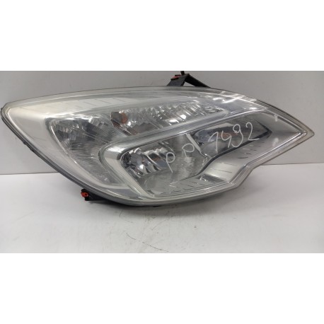 OPEL MERIVA B LAMPA PRZÓD PRAWA