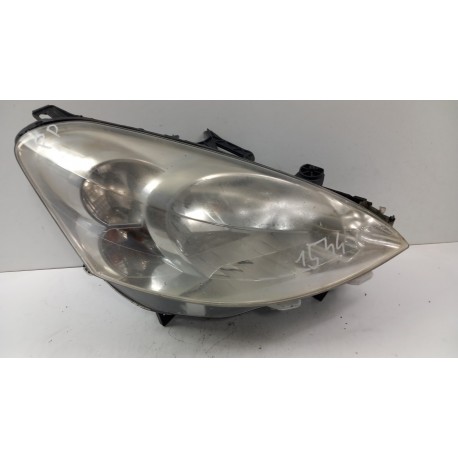 BERLINGO PARTNER II LAMPA PRZÓD PRAWA