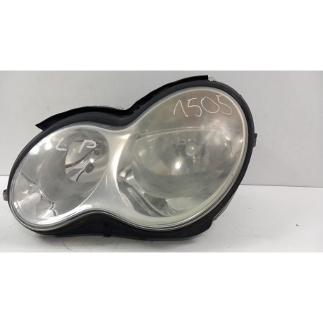 MERCEDES C KLASA W203 LIFT SEDAN LAMPA PRZÓD LEWA