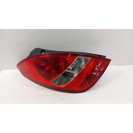 HYUNDAI I20 I HB LAMPA TYŁ LEWA