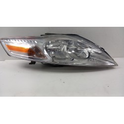 FORD MONDEO MK4 LIFT LAMPA PRZÓD PRAWA