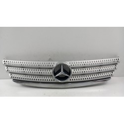 MERCEDES W169 AMG ATRAPA GRILL