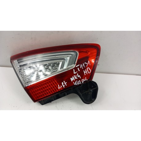 FORD MONDEO MK4 HB LAMPA TYŁ LEWA W KLAPĘ