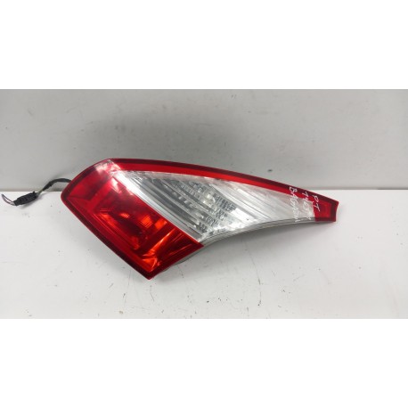 RENAULT MEGANE III HB LAMPA TYŁ PRAWA W KLAPĘ