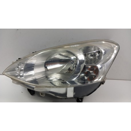 PEUGEOT PARTNER II LAMPA PRZÓD LEWA