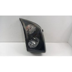 VW CRAFTER I LAMPA PRZÓD PRAWA