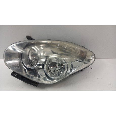 FIAT DOBLO II LAMPA PRZÓD LEWA