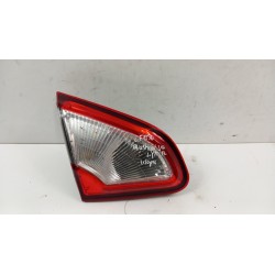 NISSAN QASHQAI J10 LIFT LAMPA TYŁ LEWA W KLAPĘ