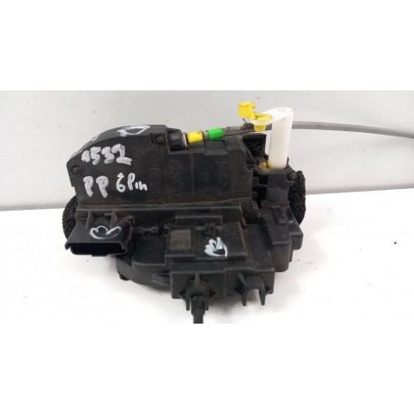 NISSAN QASHQAI J10 ZAMEK DRZWI PRZÓD PRAWY 6PIN