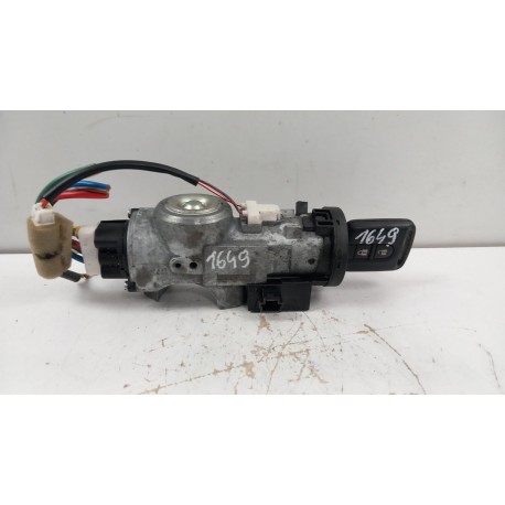 NISSAN QASHQAI J10 1.5 DCI STACYJKA Z KLUCZYKIEM