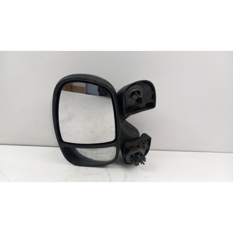TRAFIC PRIMASTAR II VIVARO A LUSTERKO LEWE 5PIN
