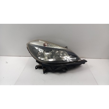 RENAULT CLIO III LAMPA PRZÓD PRAWA SOCZEWKA