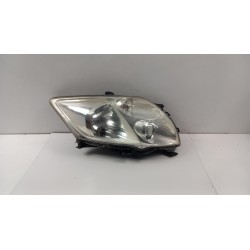 TOYOTA AURIS E15 LAMPA PRZÓD PRAWA SOCZEWKA