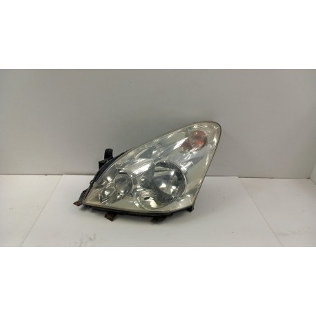 TOYOTA VERSO II LAMPA PRZÓD LEWA