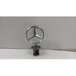 MERCEDES W203 EMLMEMAT MASKI