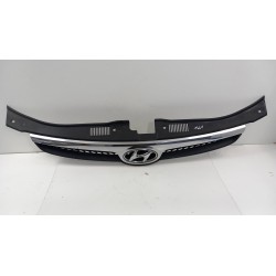 HYUNDAI I30 I ATRAPA GRILL