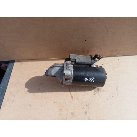 VW PASSAT B5 LIFT 2.8 ROZRUSZNIK 078911023