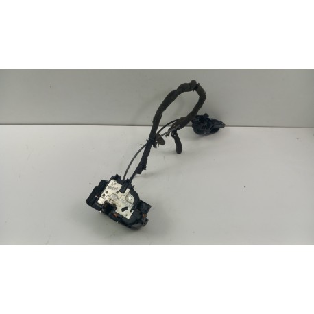 NISSAN NV200 5D ZAMEK DRZWI NPRZÓD LEWY 3PIN