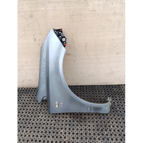 OPEL CORSA D LIFT BŁOTNIK PRZÓD PRAWY Z179