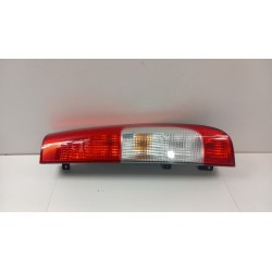 MERCEDES VIANO W639 VAN LAMPA TYŁ PRAWA
