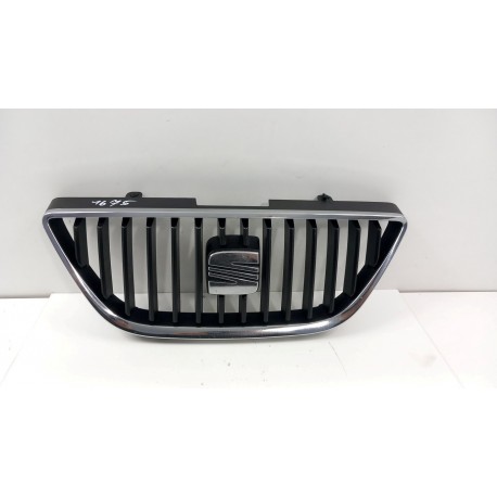 SEAT IBIZA SPORT IV ATRAPA GRILL LS1A