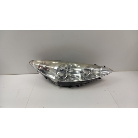 PEUGEOT 308 T7 HB 5D LAMPA PRZÓD PRAWA