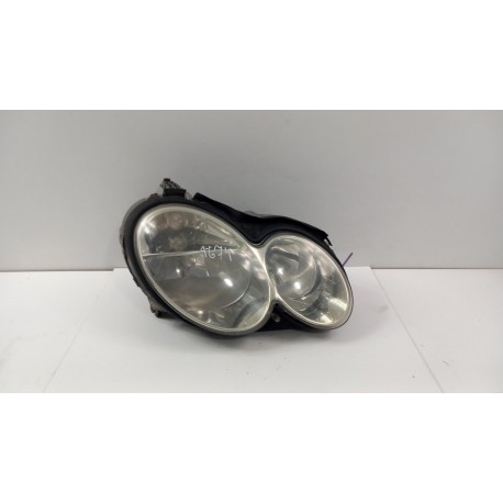 MERCEDES CLK W209 COUPE LAMPA PRZÓD PRAWA