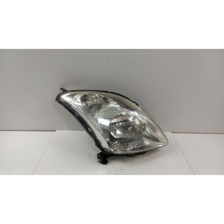 SUZUKI SWIFT MK6 LAMPA PRZÓD PRAWA