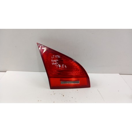 KIA VENGA 2 HB LAMPA W KLAPĘ TYŁ LEWA