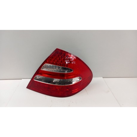 MERCEDES E KLASA W211 SEDAN LAMPA TYŁ PRAWA LED