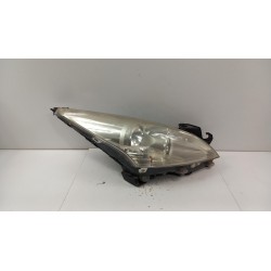 PEUGEOT 3008 I LAMPA PRZÓD PRAWA