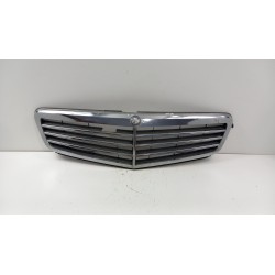 MERCEDES C KLASA W204 ATRAPA GRILL C775