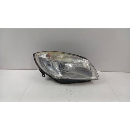 SKODA FABIA II LIFT LAMPA PRZÓD PRAWA