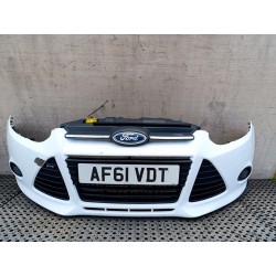 FORD FOCUS MK3 ZDERZAK PRZÓD 5B