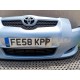 TOYOTA AURIS E15 ZDERZAK PRZÓD 8S1CH ALOGEN