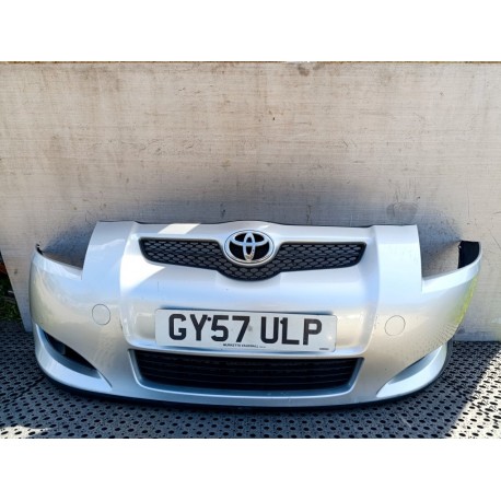TOYOTA AURIS E15 HB ZDERZAK PRZÓD HALOGEN 1C0