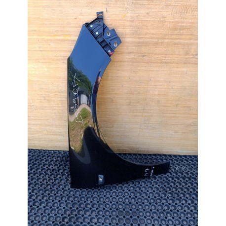 OPEL INSIGNIA A BŁOTNIK PRZÓD PRAWY Z22C