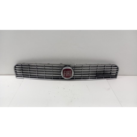 FIAT GRANDE PUNTO III GRILL ATRAPA