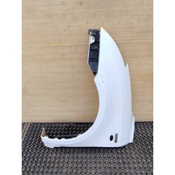 SUZUKI SWIFT MK6 LIFT BŁOTNIK PRZÓD LEWY ZNL