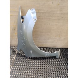 TOYOTA AURIS E15 BŁOTNIK PRZÓD PRAWY 1C0