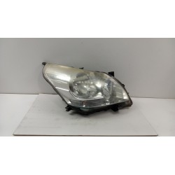 TOYOTA VERSO 2009-2013 LAMPA PRZÓD PRAWA