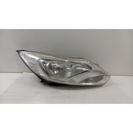FORD FOCUS MK3 LAMPA PRZÓD PRAWA