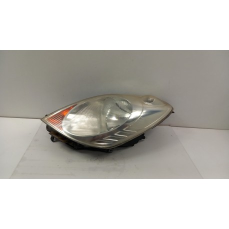 NISSAN NOTE E11 LAMPA PRZÓD LEWA