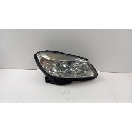 MERCEDES C KLASA W204 SEDAN LAMPA PRZÓD PRAWA SOCZEWKA EU