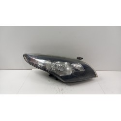 RENAULT MEGANE III LIFT LAMPA PRZÓD PRAWA