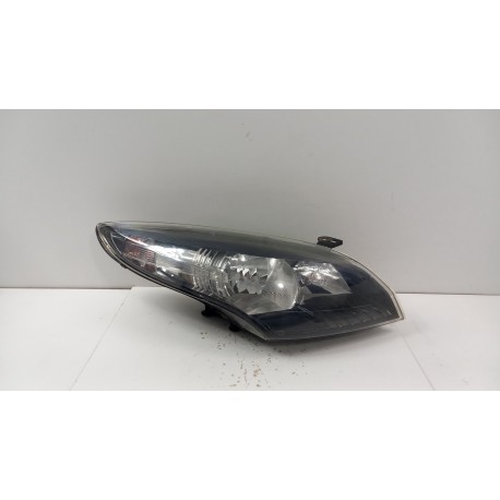 RENAULT MEGANE III LIFT LAMPA PRZÓD PRAWA