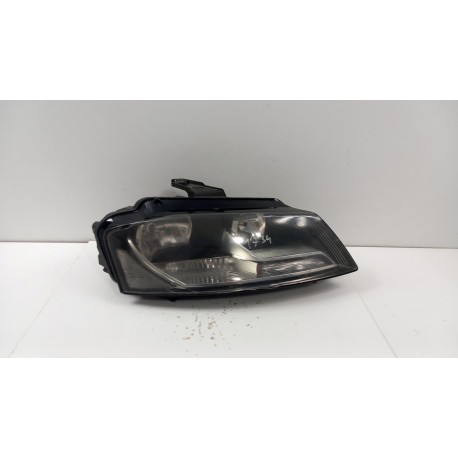 AUDI A3 8P LIFT LAMPA PRZÓD PRAWA