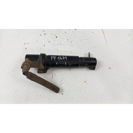 MERCEDES E KLASA W211 SEDAN SPRYSKIWACZ REFLEKTORA PRAWY 2118600647