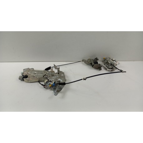 NISSAN NV200 ZAMEK DRZWI TYŁ LEWY 6PIN