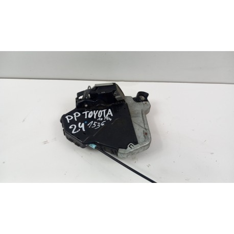 TOYOTA AVENSIS T25 ZAMEK DRZWI PRZÓD PRAWY 10PIN